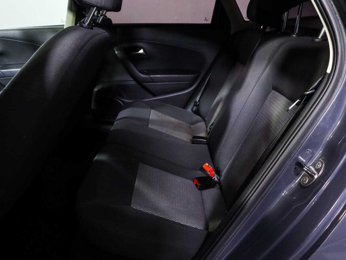 Volkswagen Polo 2011 года с пробегом. Фото: #9