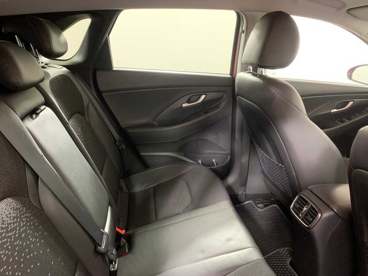 Hyundai i30 2017 года с пробегом. Фото: #17