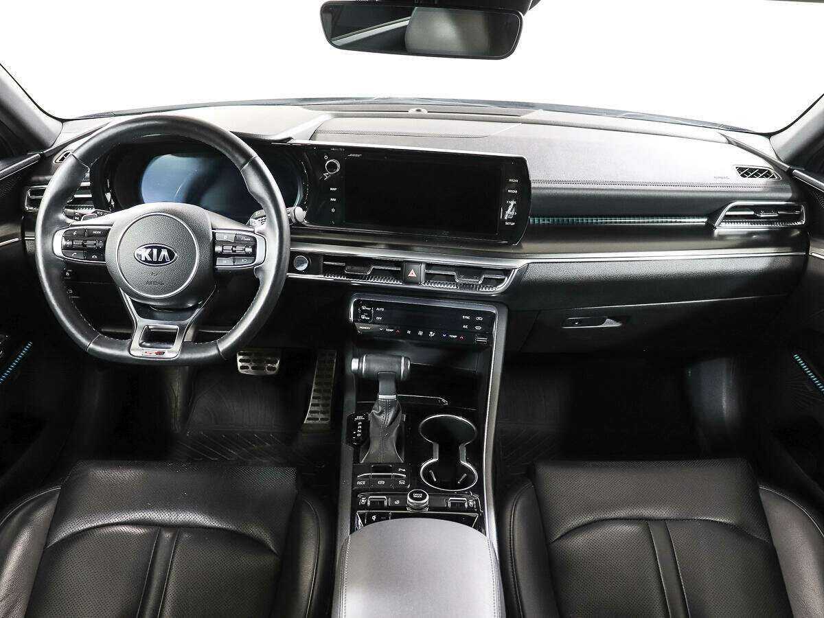 Kia K5 2021 года с пробегом. Фото: #11