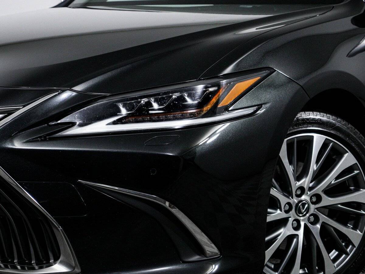 Lexus ES 2019 года с пробегом. Фото: #15