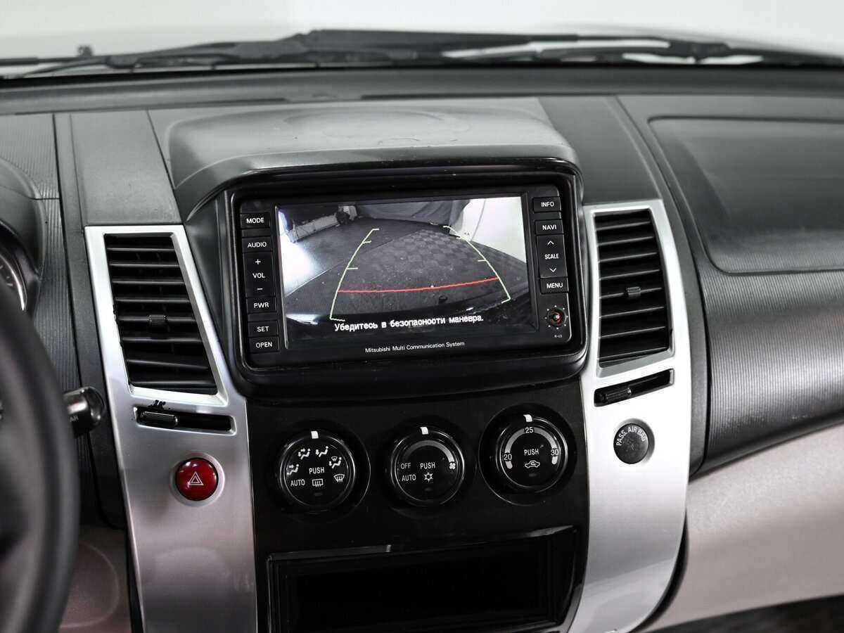 Mitsubishi Pajero Sport 2010 года с пробегом. Фото: #10