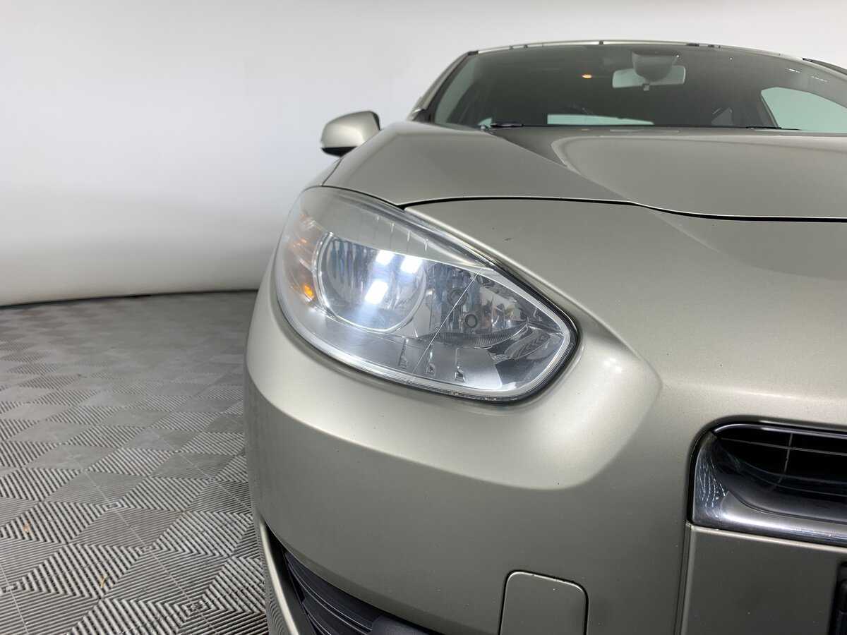 Renault Fluence 2013 года с пробегом. Фото: #9