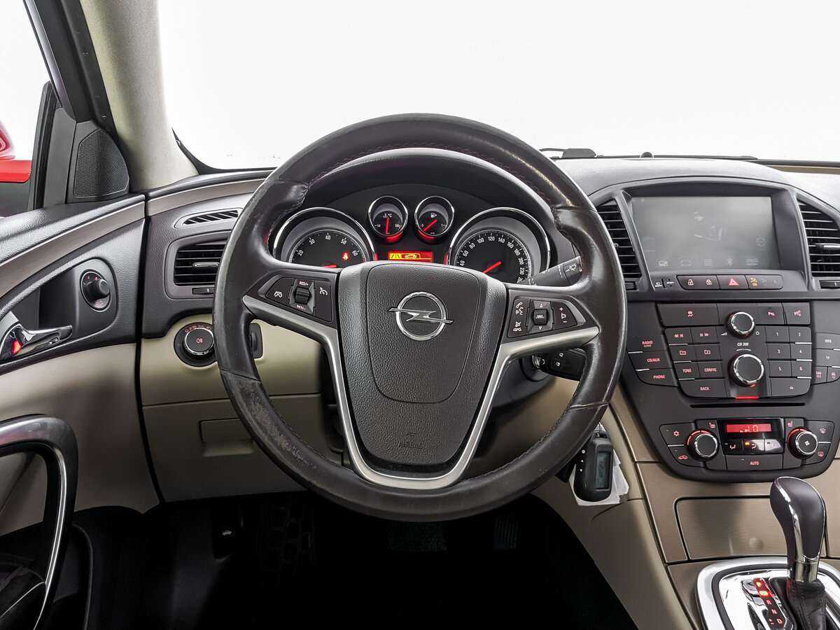 Opel Insignia 2012 года с пробегом. Фото: #16
