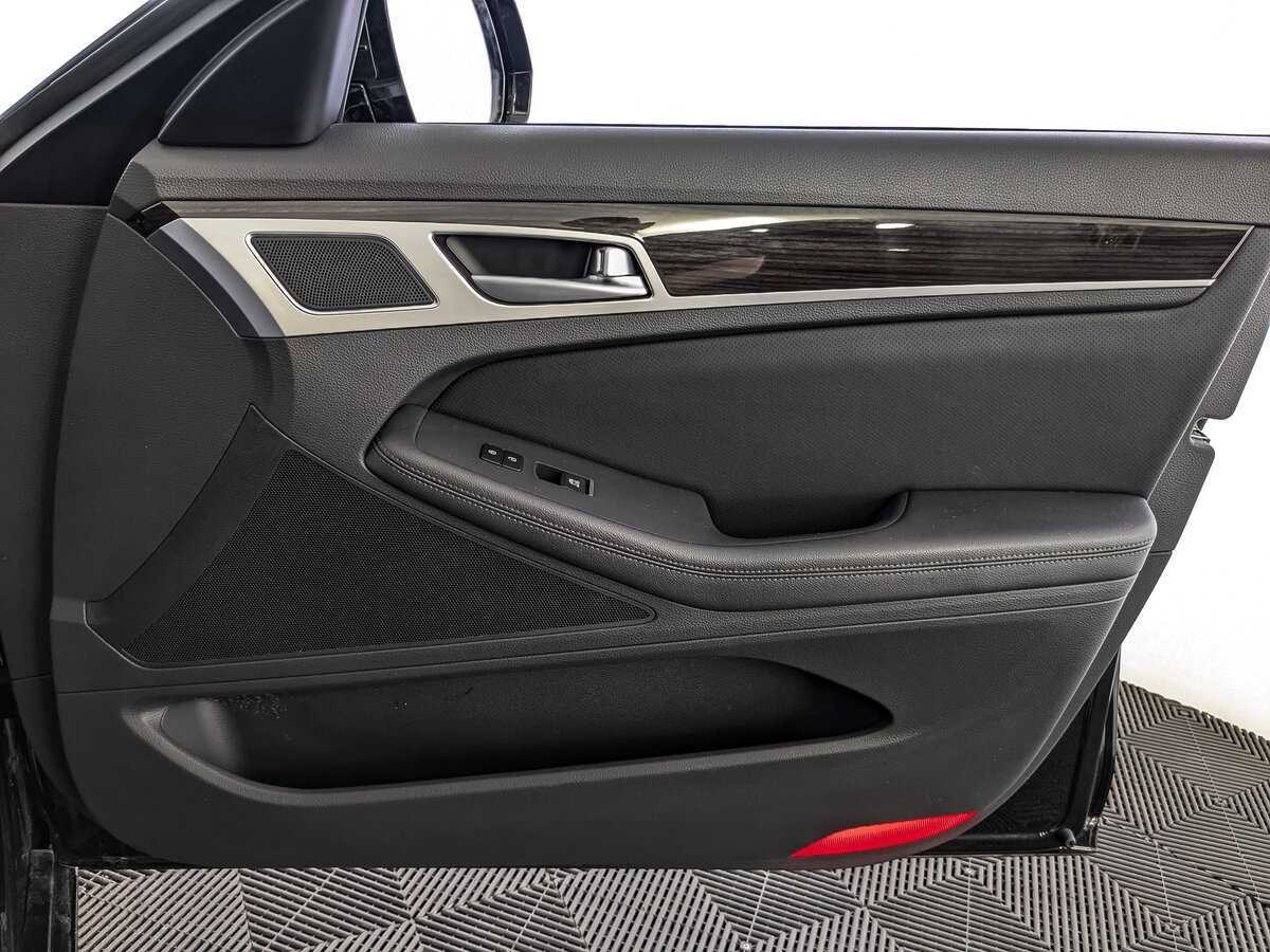 Genesis G80 2018 года с пробегом. Фото: #20