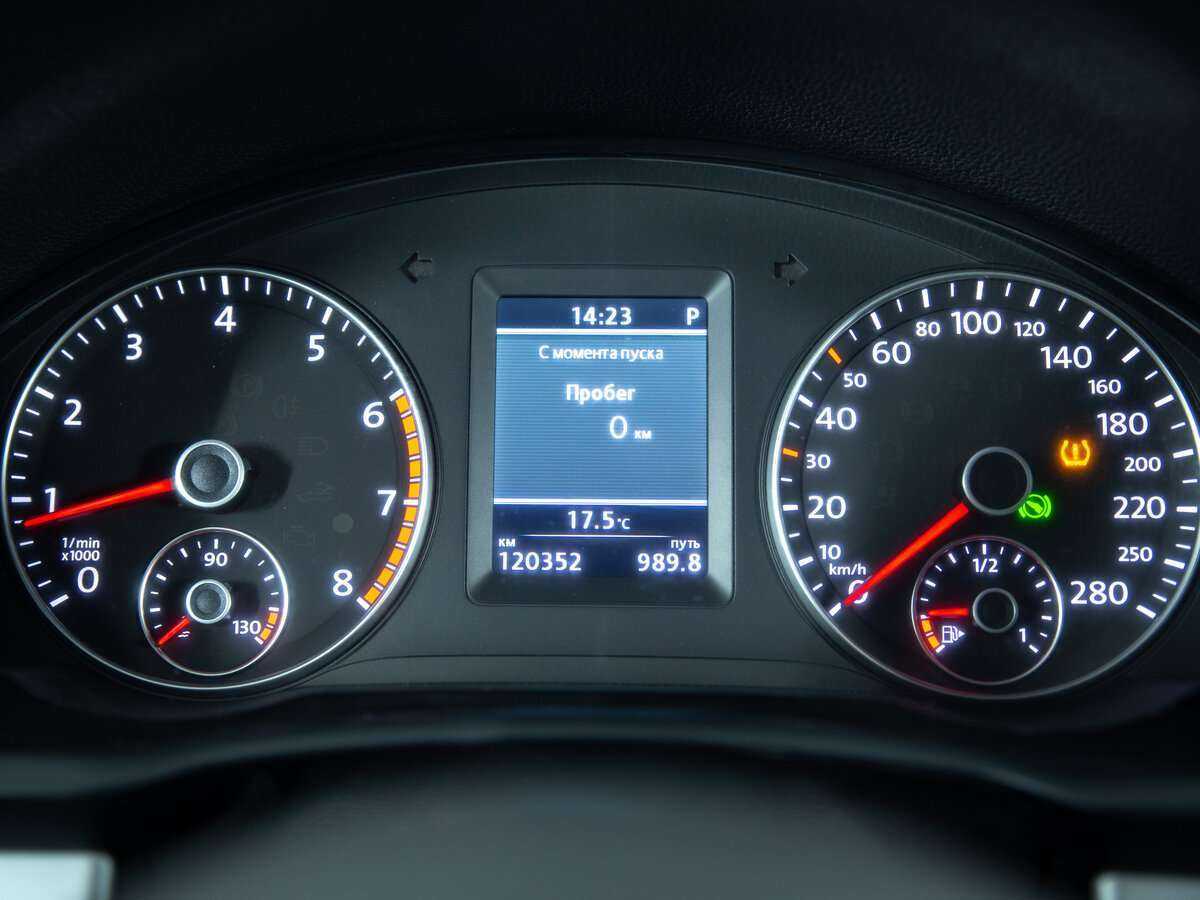 Volkswagen Scirocco 2011 года с пробегом. Фото: #12