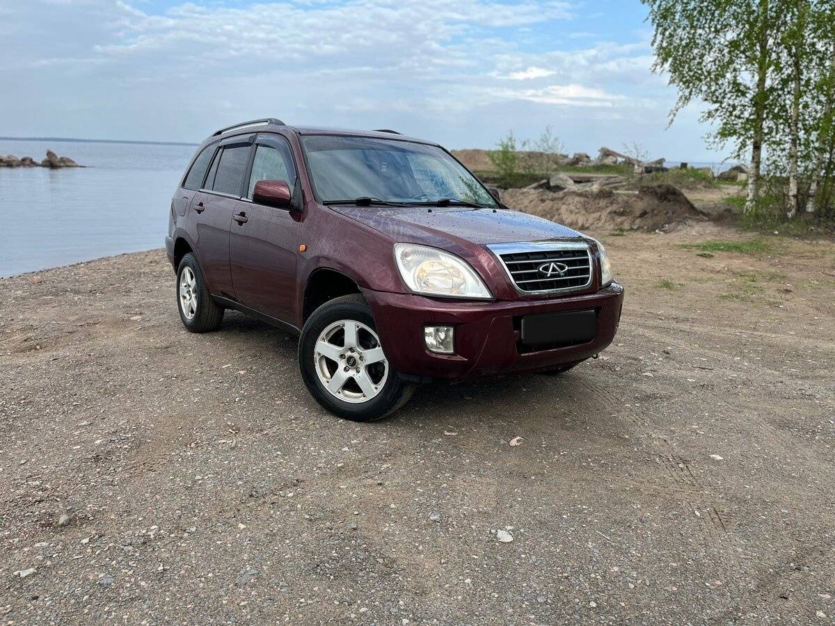 Chery Tiggo (T11) 2010 года с пробегом. Фото: #1