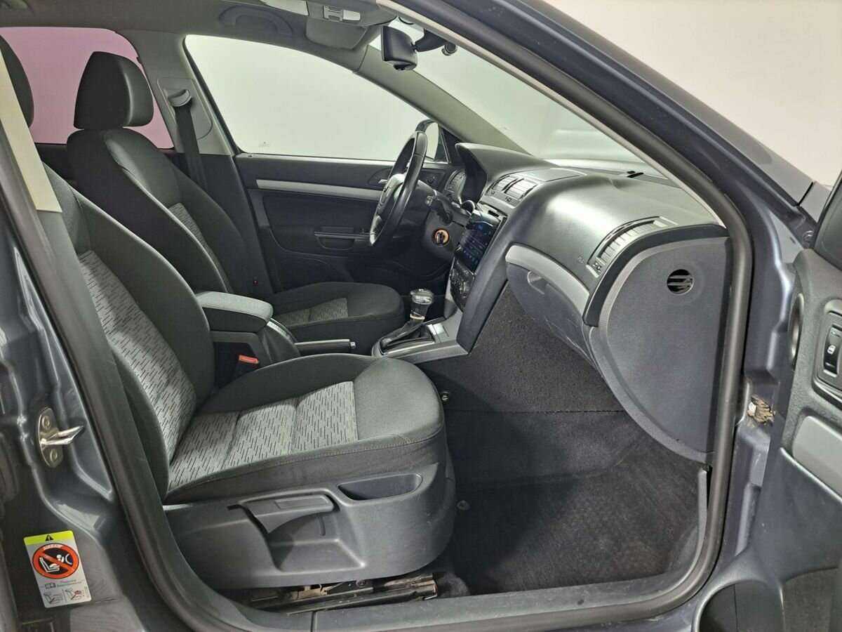 Skoda Octavia 2012 года с пробегом. Фото: #6