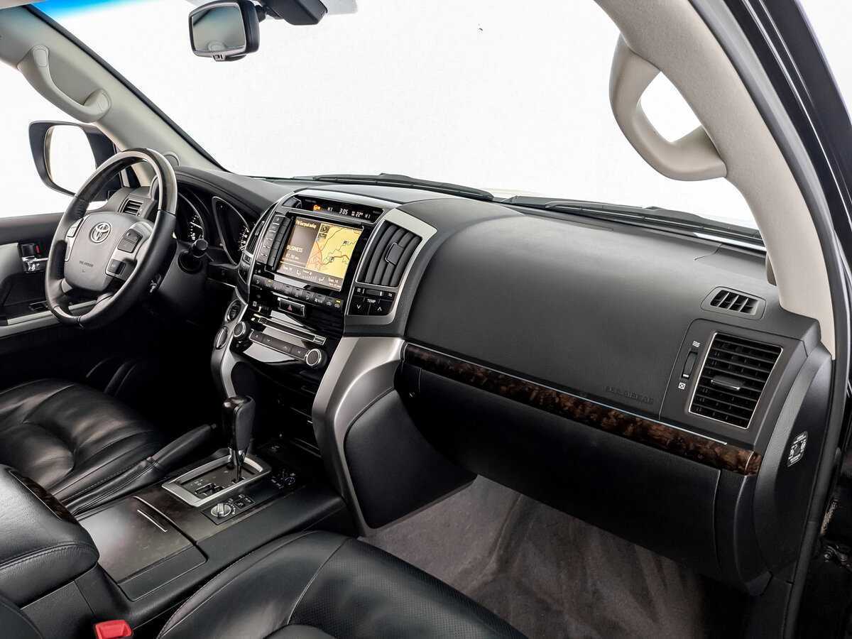 Toyota Land Cruiser 2015 года с пробегом. Фото: #10