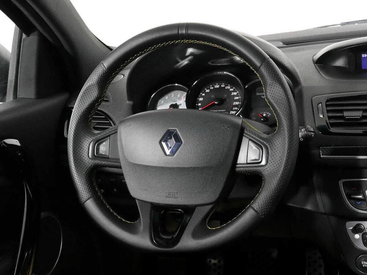 Renault Megane RS 2013 года с пробегом. Фото: #11