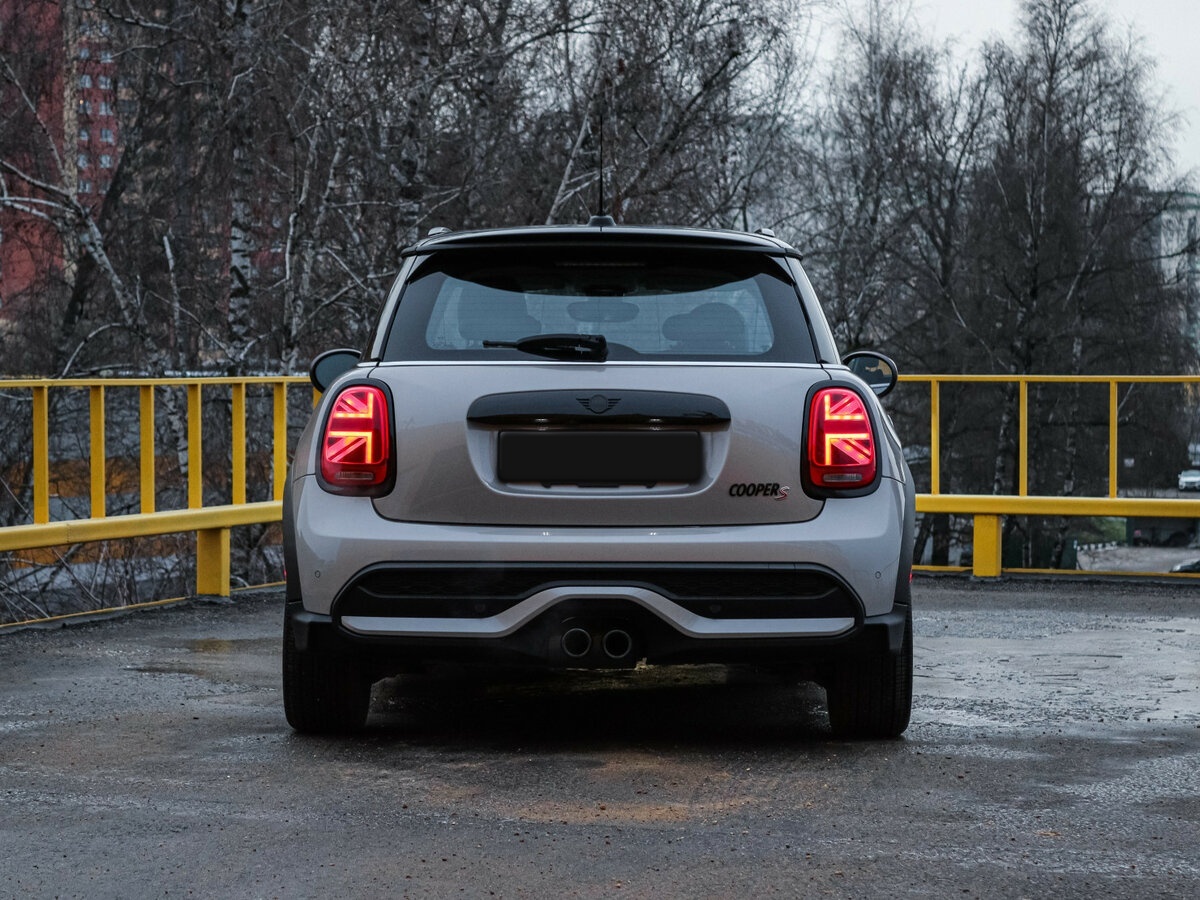 Mini Hatch 2024 года с пробегом. Фото: #3