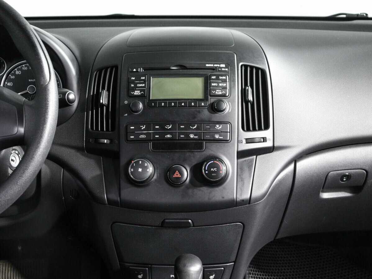 Hyundai i30 2010 года с пробегом. Фото: #10