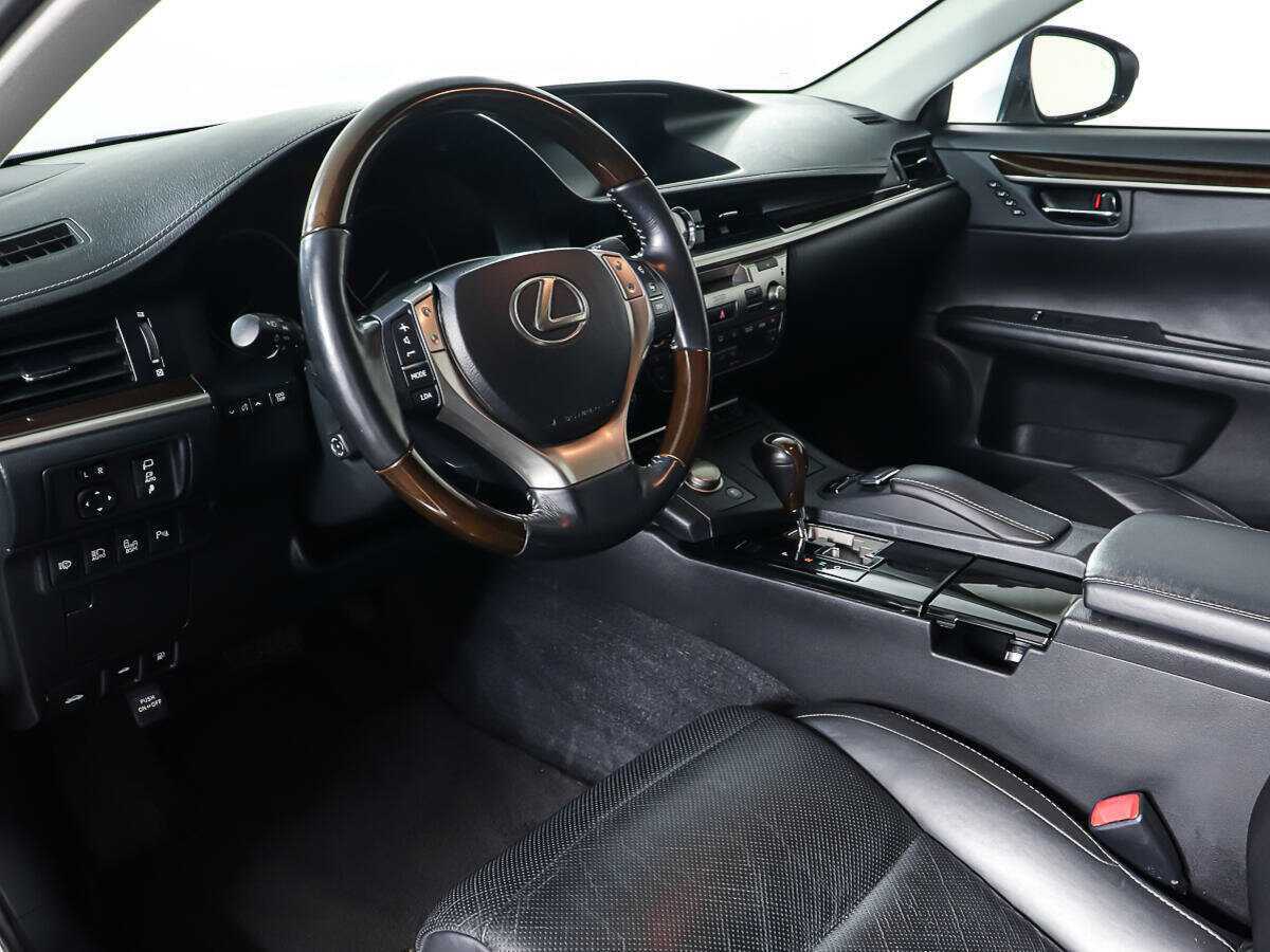 Lexus ES 2014 года с пробегом. Фото: #12