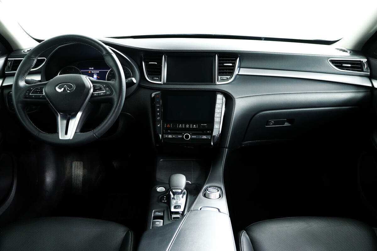 Infiniti QX50 2018 года с пробегом. Фото: #10