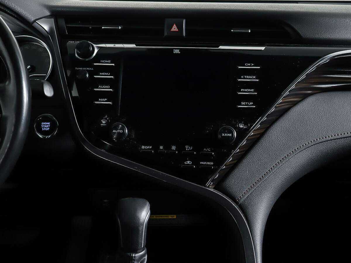 Toyota Camry 2019 года с пробегом. Фото: #11