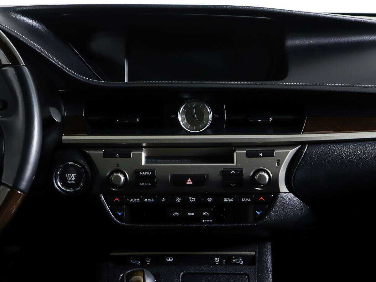 Lexus ES 2014 года с пробегом. Фото: #11
