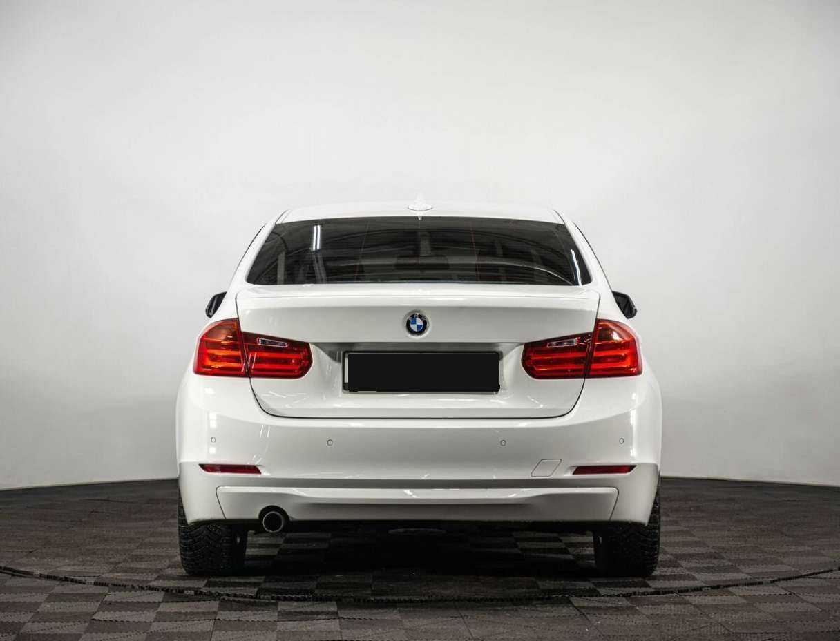BMW 3 серии 2014 года с пробегом. Фото: #4