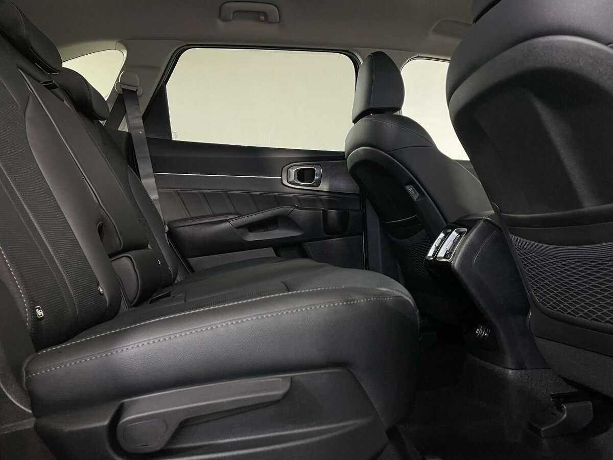 Kia Sorento 2024 года с пробегом. Фото: #15