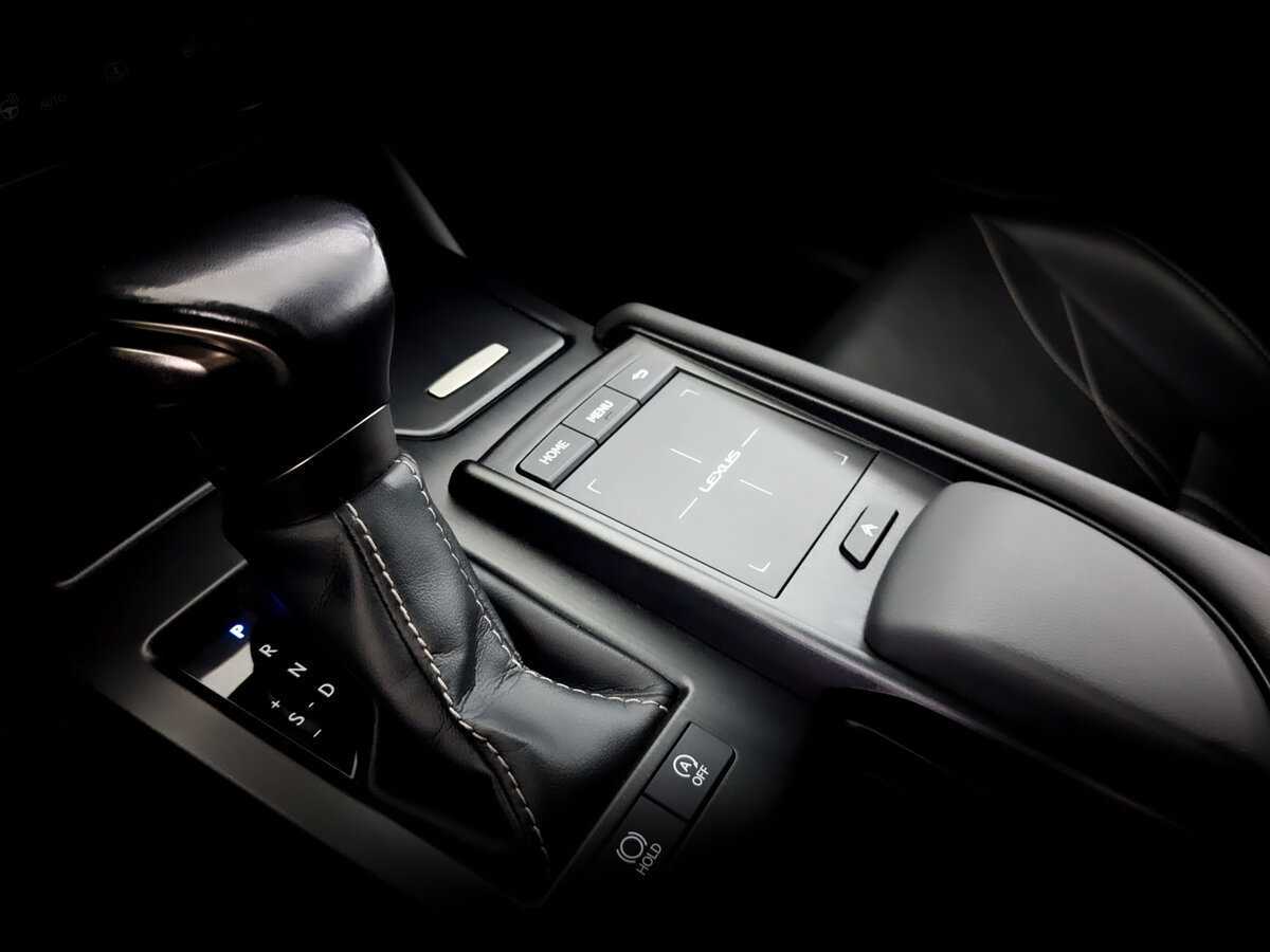 Lexus ES 2020 года с пробегом. Фото: #26