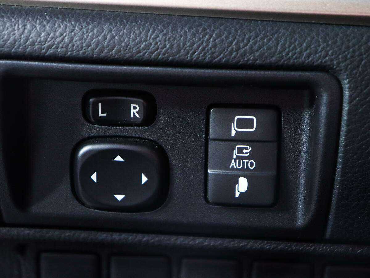 Lexus ES 2016 года с пробегом. Фото: #20