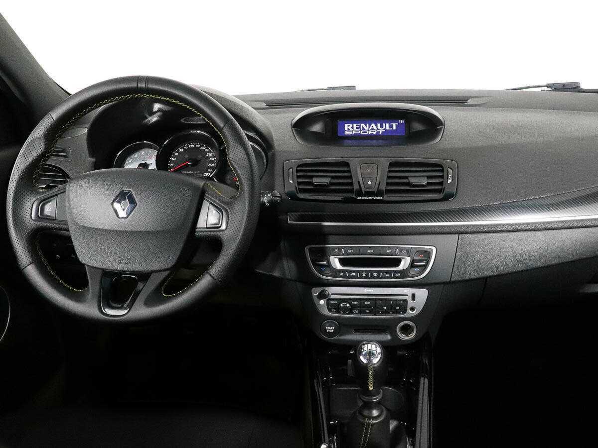 Renault Megane RS 2013 года с пробегом. Фото: #9