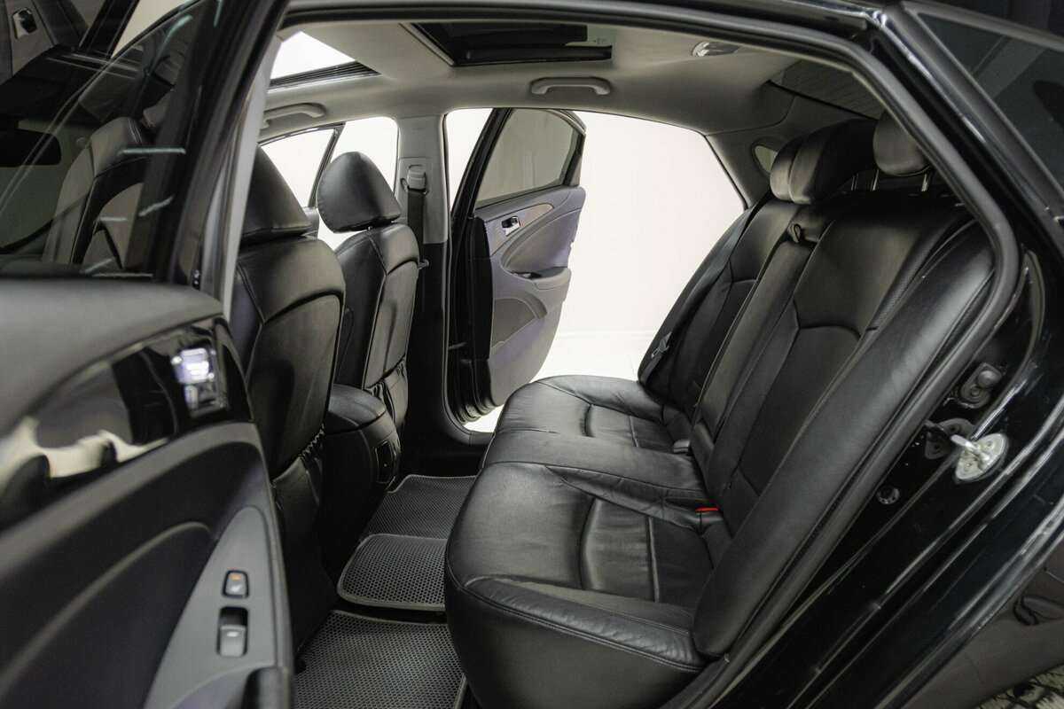 Hyundai Sonata 2011 года с пробегом. Фото: #15