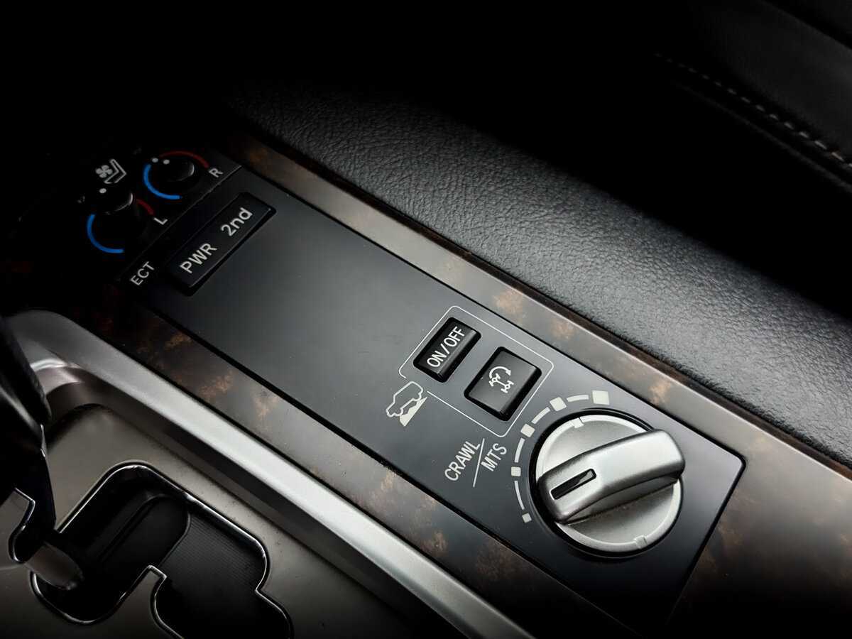 Toyota Land Cruiser 2015 года с пробегом. Фото: #28