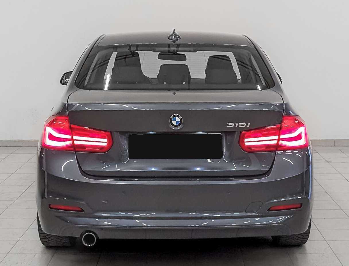 BMW 3 серии 2018 года с пробегом. Фото: #5