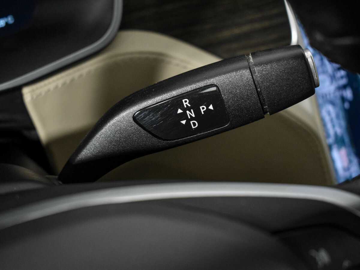 Tesla Model S 2015 года с пробегом. Фото: #7