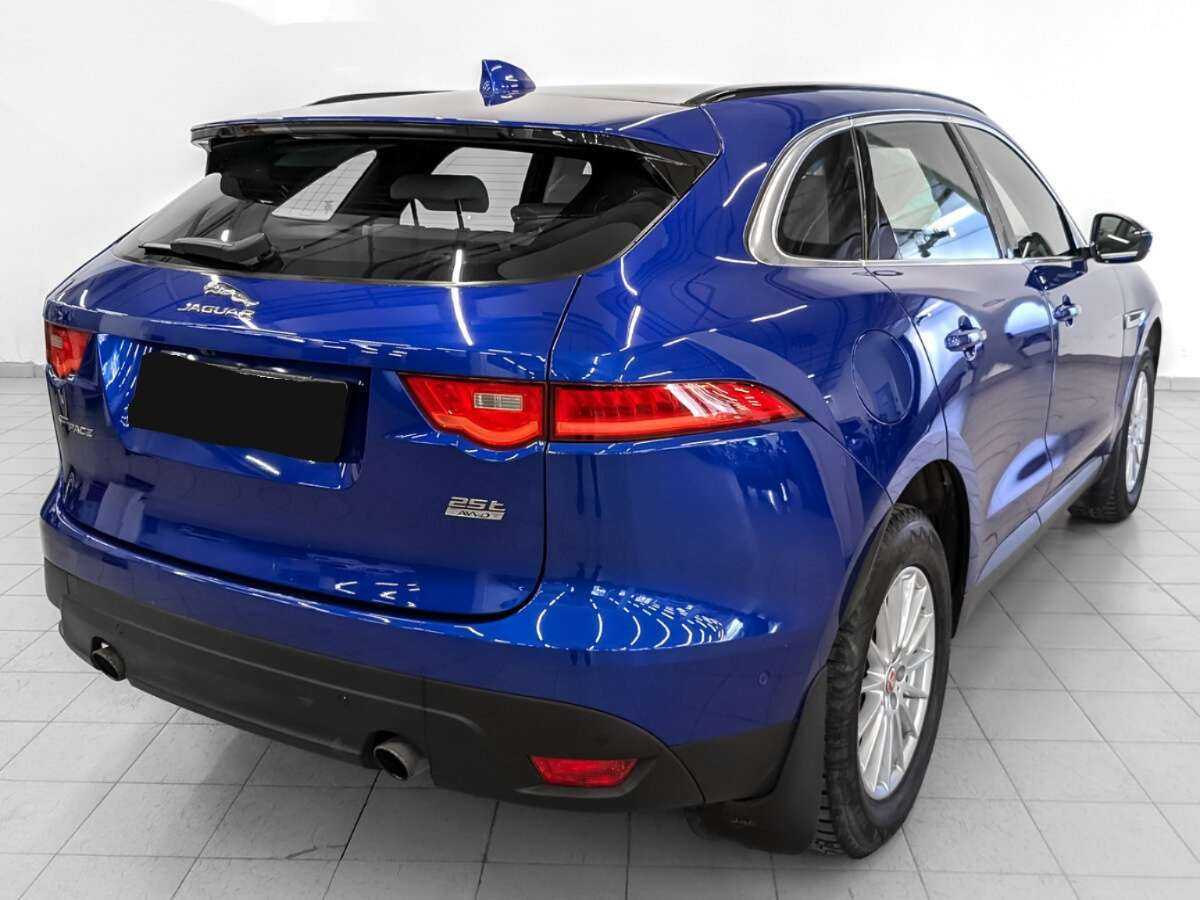 Jaguar F-Pace 2017 года с пробегом. Фото: #4