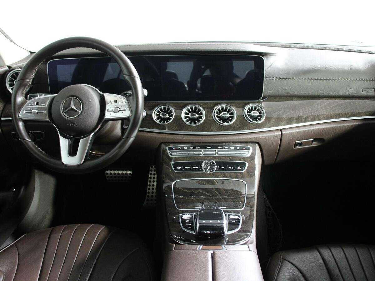 Mercedes-Benz CLS 2018 года с пробегом. Фото: #11