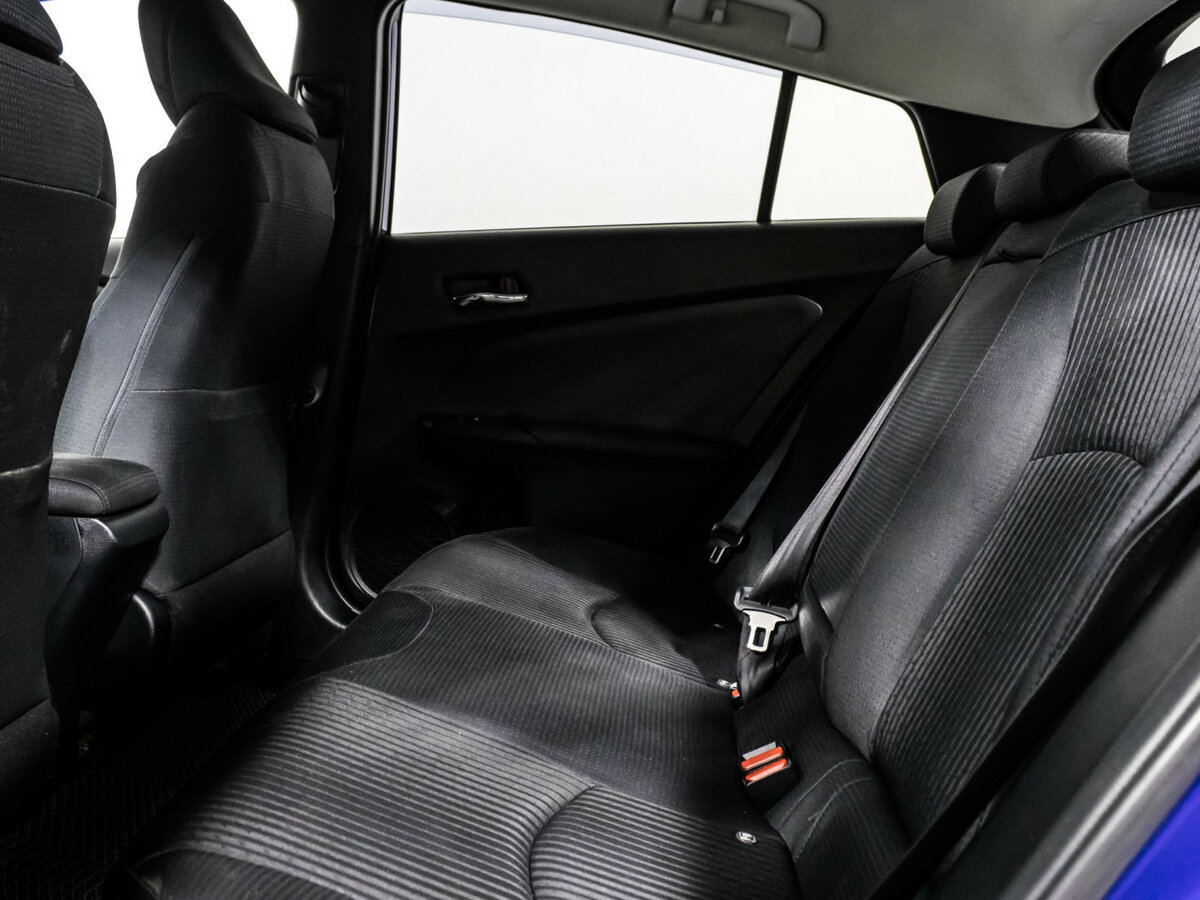 Toyota Prius 2016 года с пробегом. Фото: #11