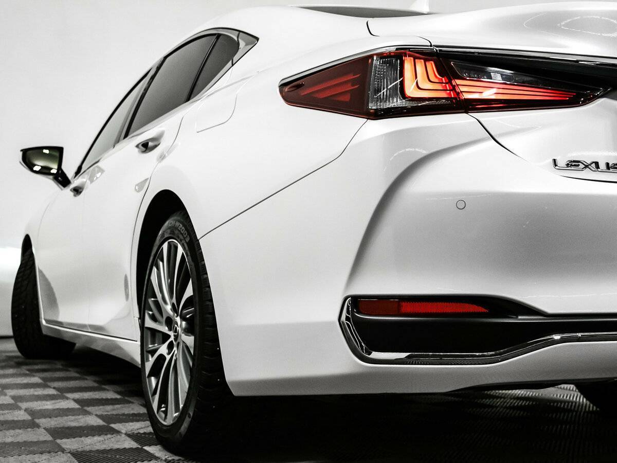 Lexus ES 2021 года с пробегом. Фото: #17
