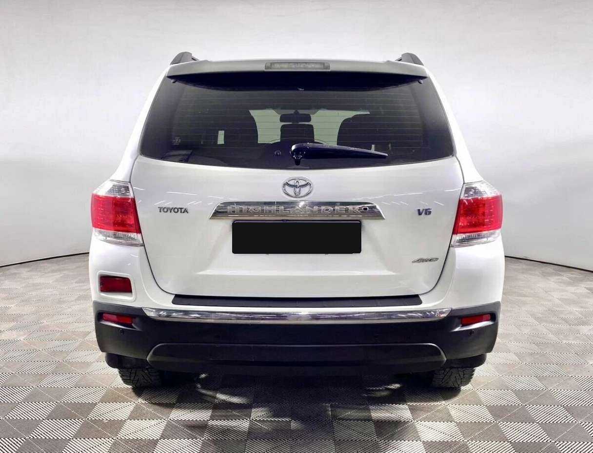 Toyota Highlander 2012 года с пробегом. Фото: #4