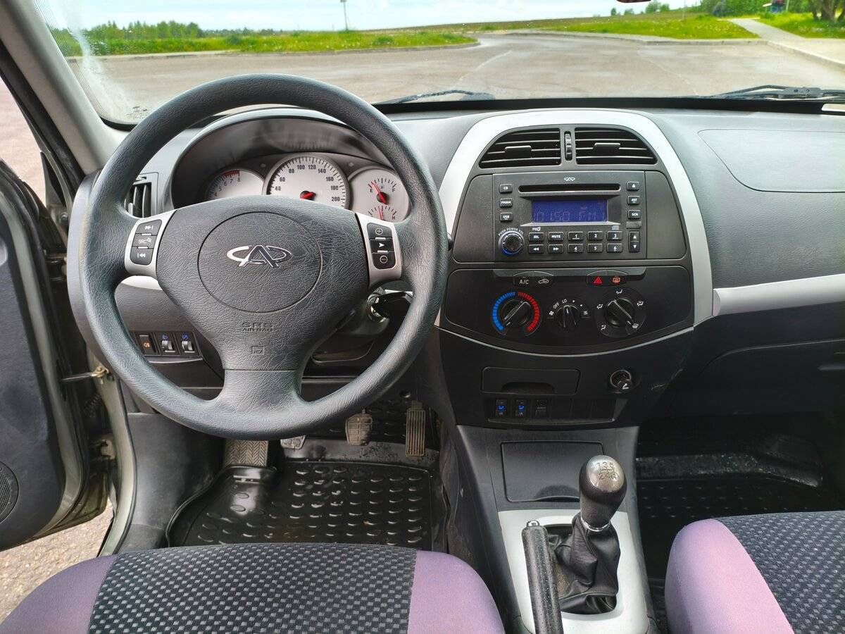 Chery Tiggo (T11) 2011 года с пробегом. Фото: #13