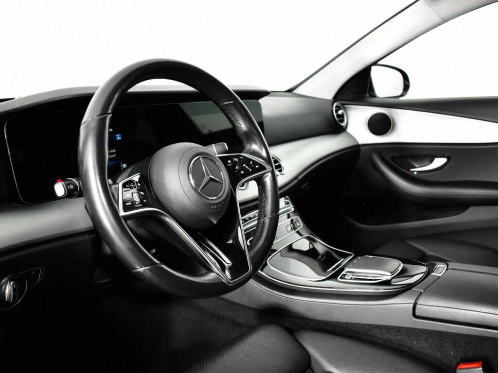 Mercedes-Benz E-Класс 2021 года с пробегом. Фото: #12