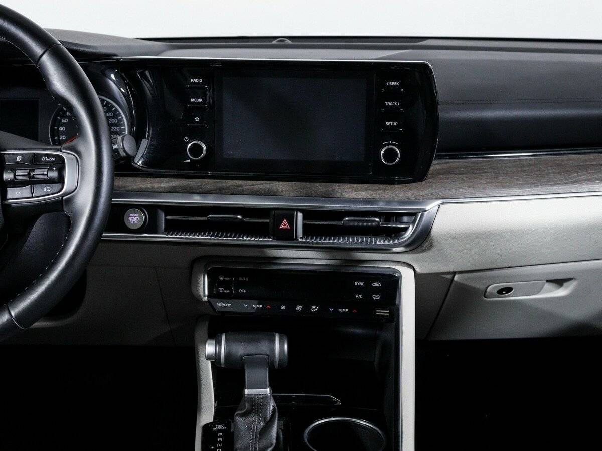 Kia K5 2021 года с пробегом. Фото: #12