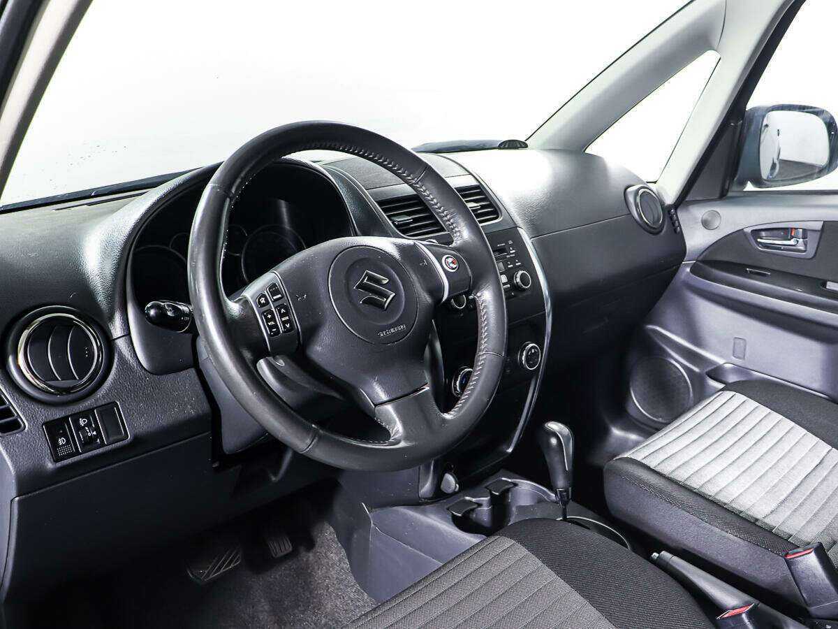 Suzuki SX4 2010 года с пробегом. Фото: #12