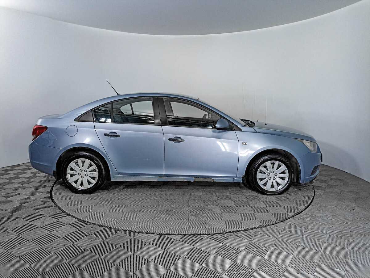 Chevrolet Cruze 2010 года с пробегом. Фото: #3
