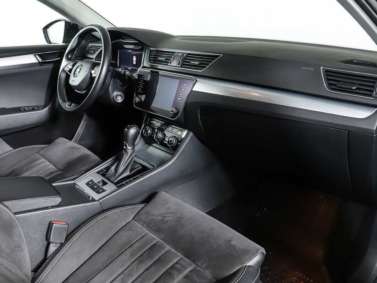 Skoda Superb 2021 года с пробегом. Фото: #8