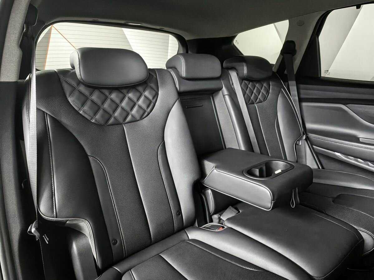 Hyundai Santa Fe 2022 года с пробегом. Фото: #12