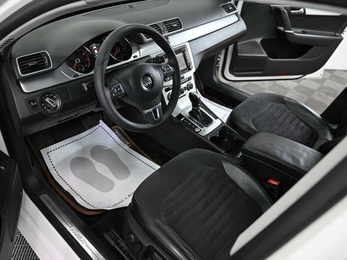 Volkswagen Passat 2013 года с пробегом. Фото: #4