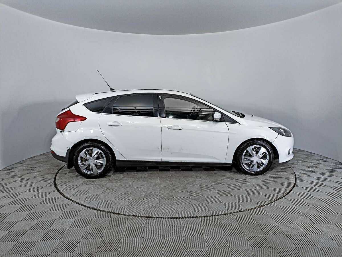 Ford Focus 2011 года с пробегом. Фото: #3