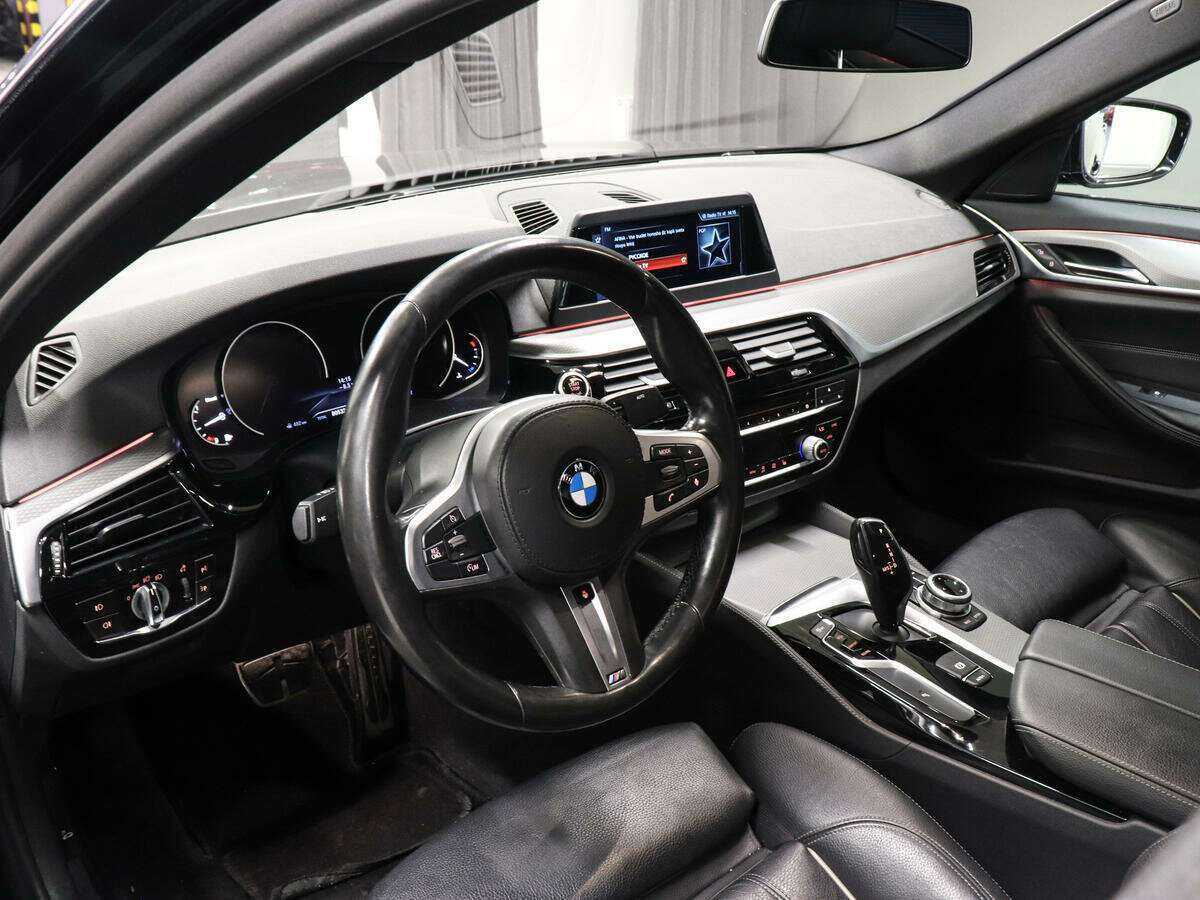 BMW 5 серии 2017 года с пробегом. Фото: #7