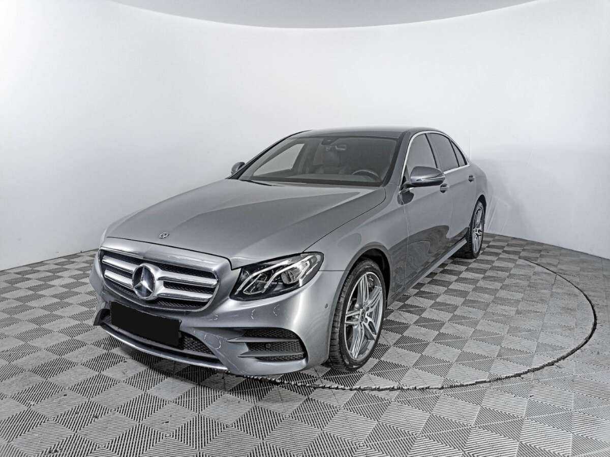 Mercedes-Benz E-Класс 2019 года с пробегом. Фото: #0