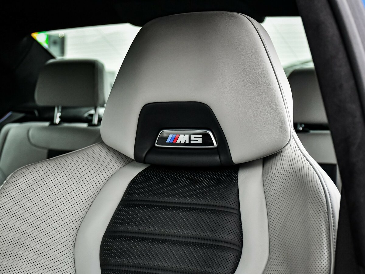 BMW M5 2018 года с пробегом. Фото: #16