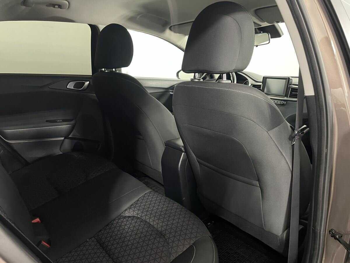 Kia Ceed 2018 года с пробегом. Фото: #15