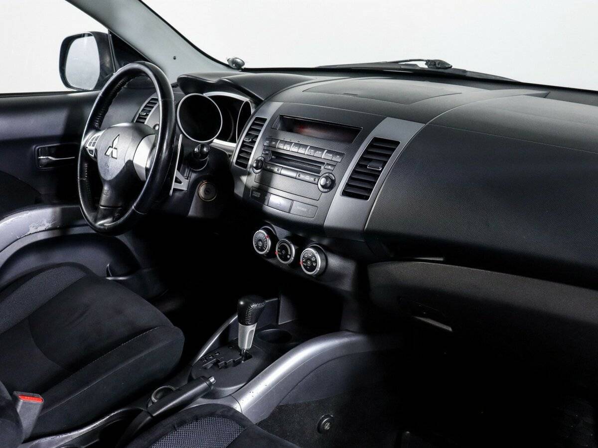 Mitsubishi Outlander 2007 года с пробегом. Фото: #5