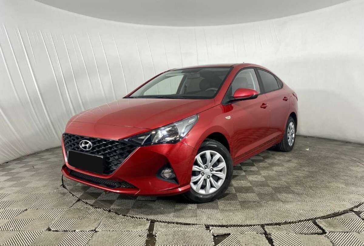 Hyundai Solaris 2021 года с пробегом. Посмотреть фото