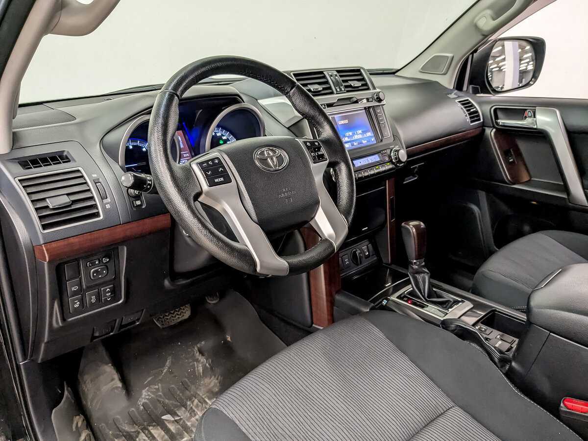 Toyota Land Cruiser Prado 2015 года с пробегом. Фото: #15