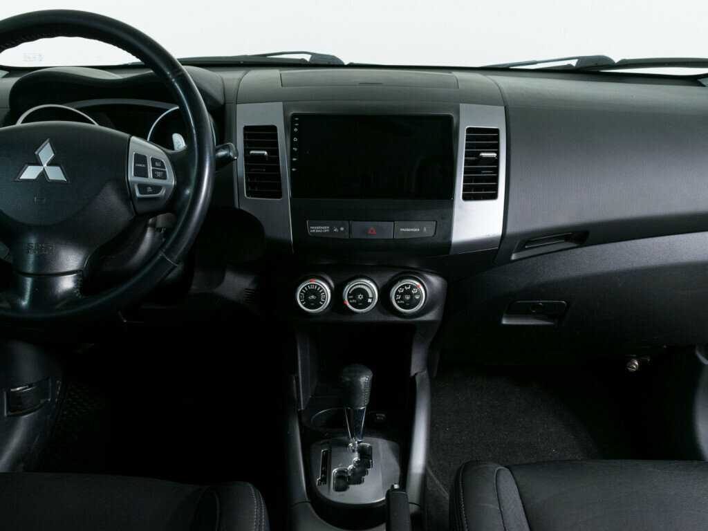 Mitsubishi Outlander 2008 года с пробегом. Фото: #8